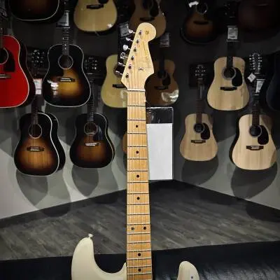 Fender CS 56 Strat Vintage Blonde 2